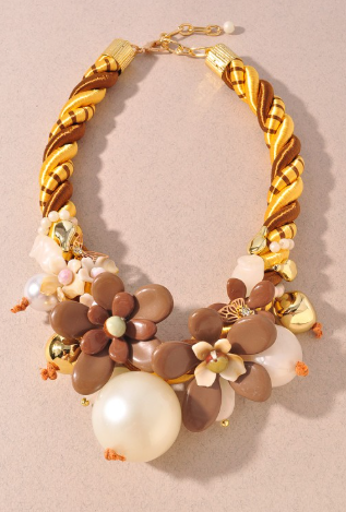 twist stain floral cluster necklace
