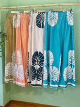 Load image into Gallery viewer, “Palm Coast” Leaf Print Co-ord Set