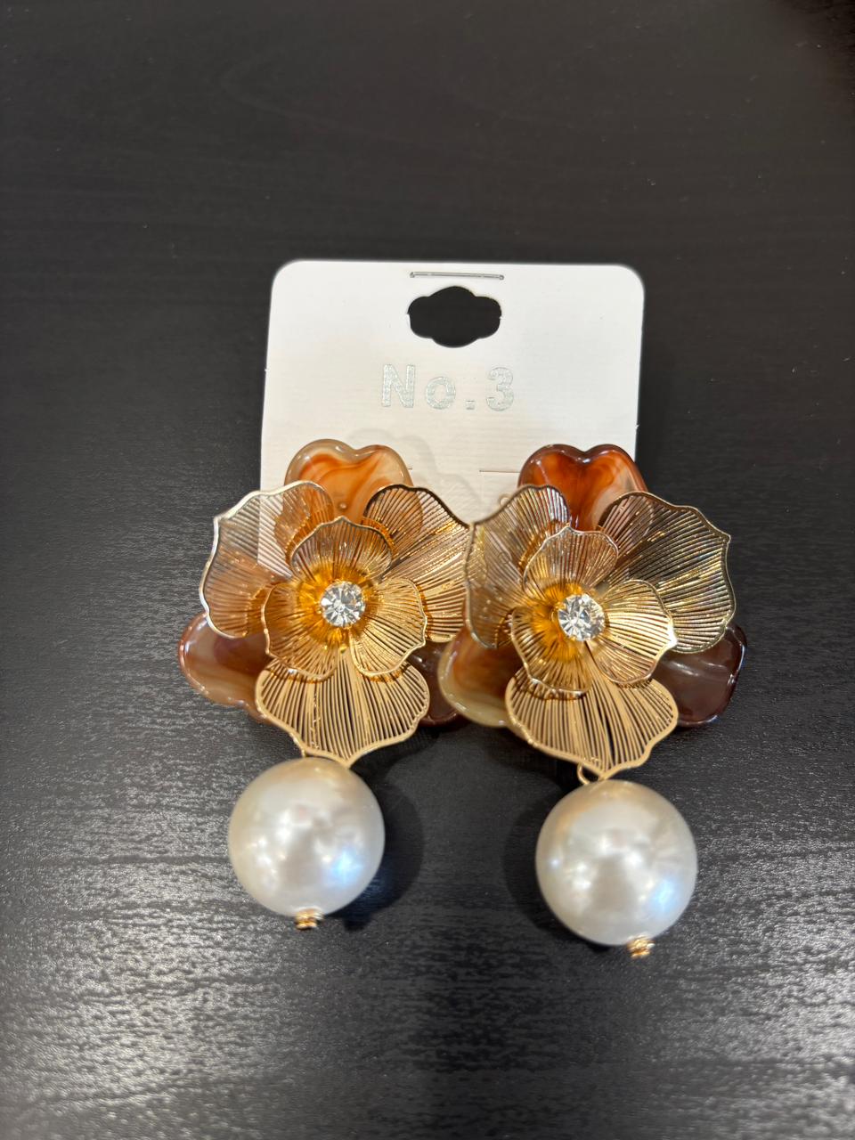 Gold Earring 17