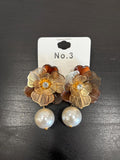 Gold Earring 32