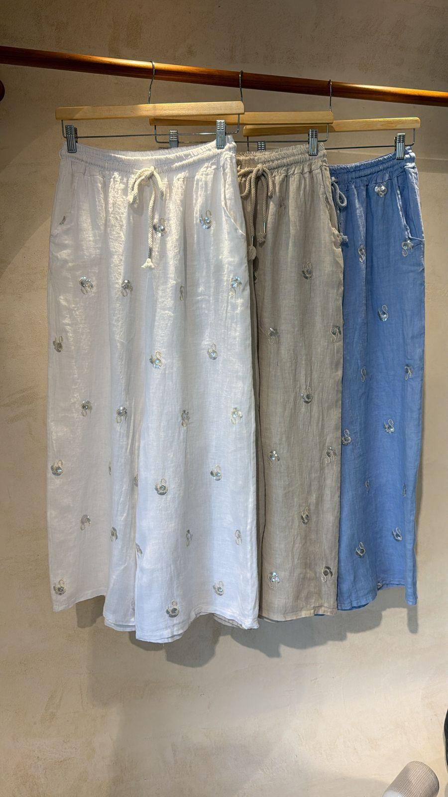 Swan-derful Fit Pants