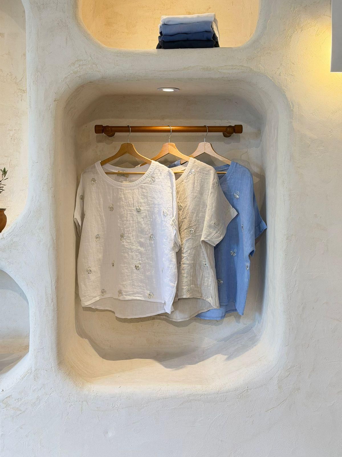 Swan-derful Fit Blouse